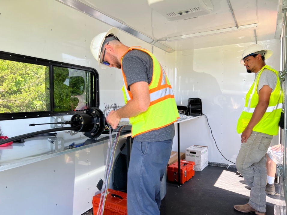 National OnDemand offers first-class training for positions like a fiber optic splicer to make sure our employees know how to do the job right long before being sent to a job. 